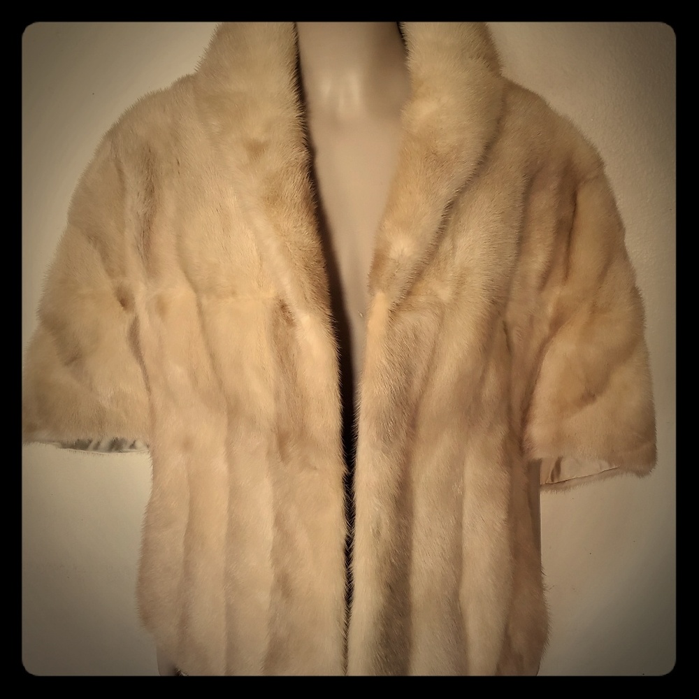Womens cream faux fur